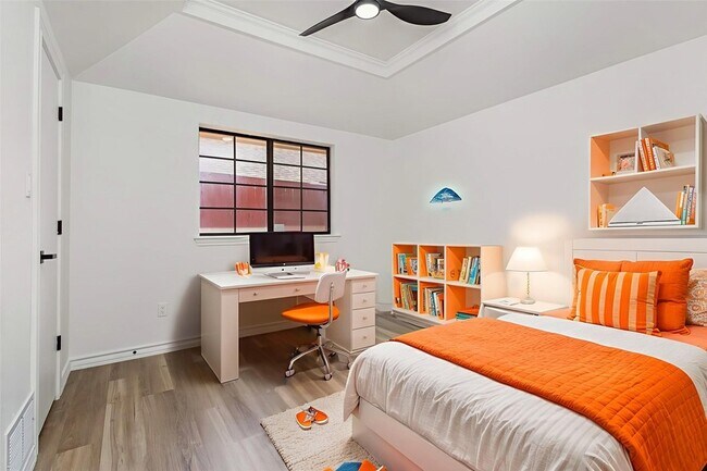 Building Photo - 922 Sycamore Creek Rd