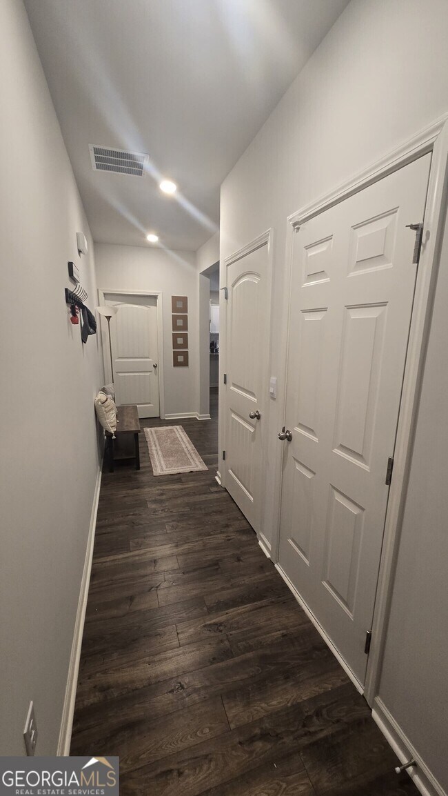 Building Photo - 364 Stoneybrook Dr