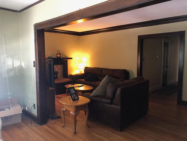 Building Photo - 5005 Grand Avenue