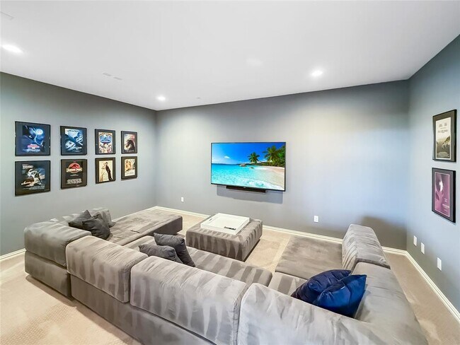 Building Photo - 116 Beneteau Dr