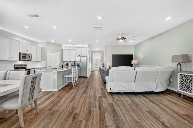Building Photo - 18145 Beach Ranch Terrace