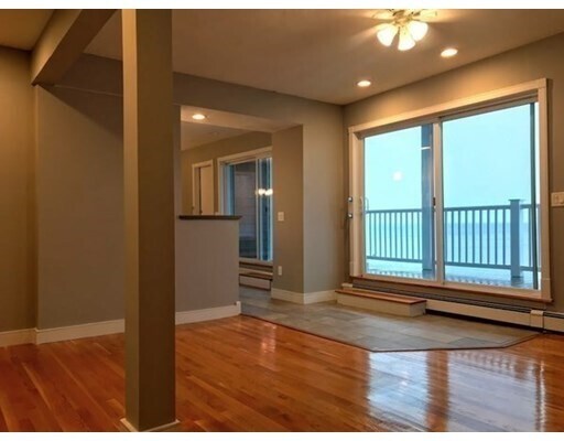 Building Photo - 111 Grovers Ave