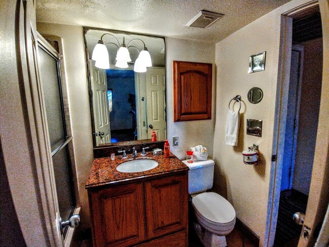 Building Photo - 6403 Padre Blvd