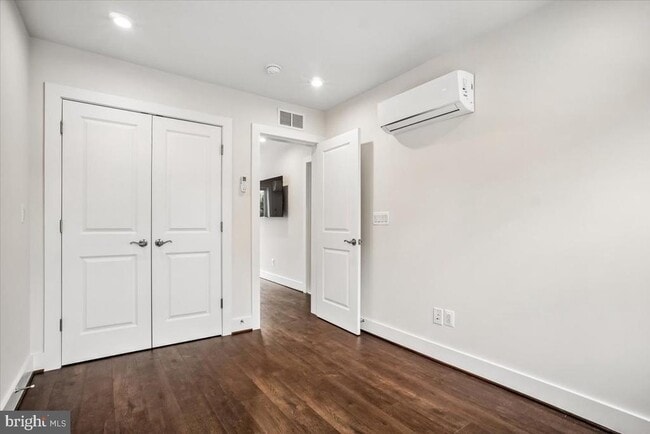 Building Photo - 3016 20th St S