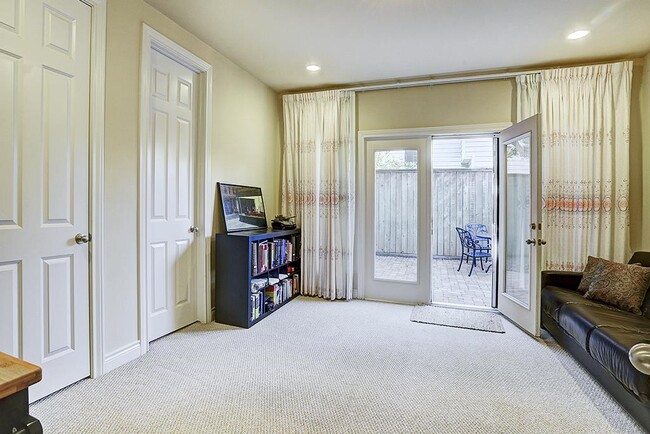 Building Photo - 2602 Coastal Greens Dr