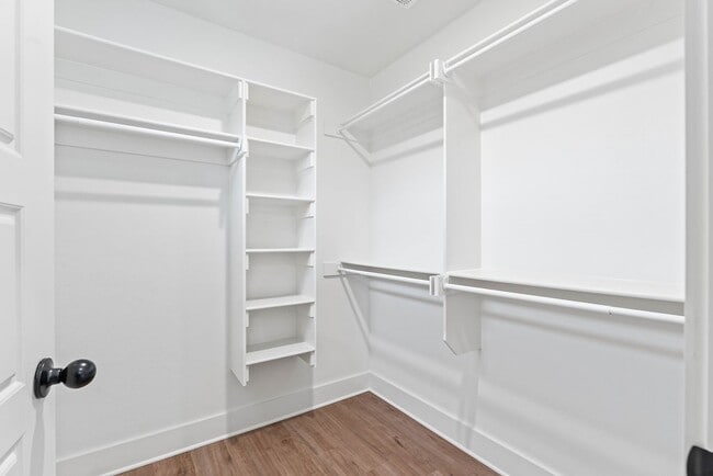 Building Photo - 491 S Happy Hollow Rd