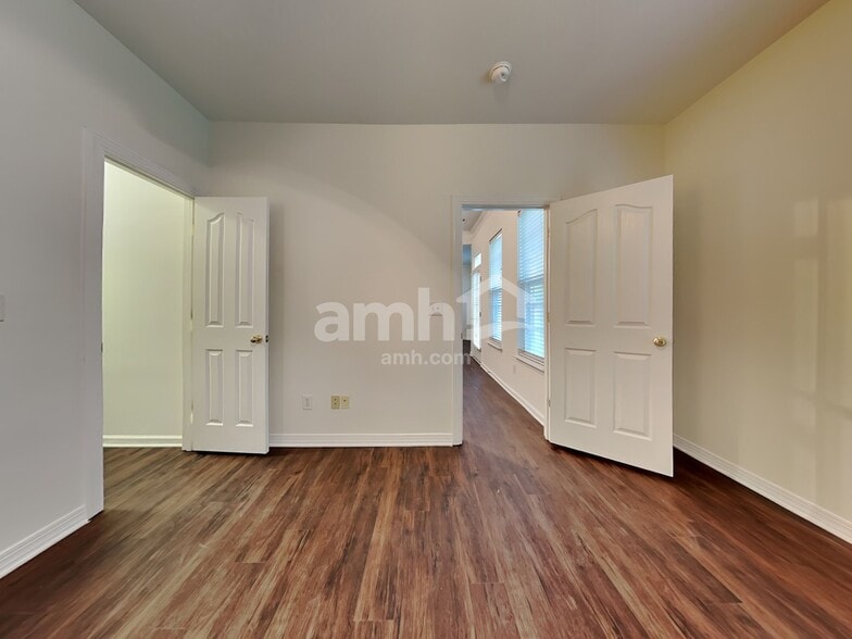 Building Photo - 13513 Michael Lynn Rd