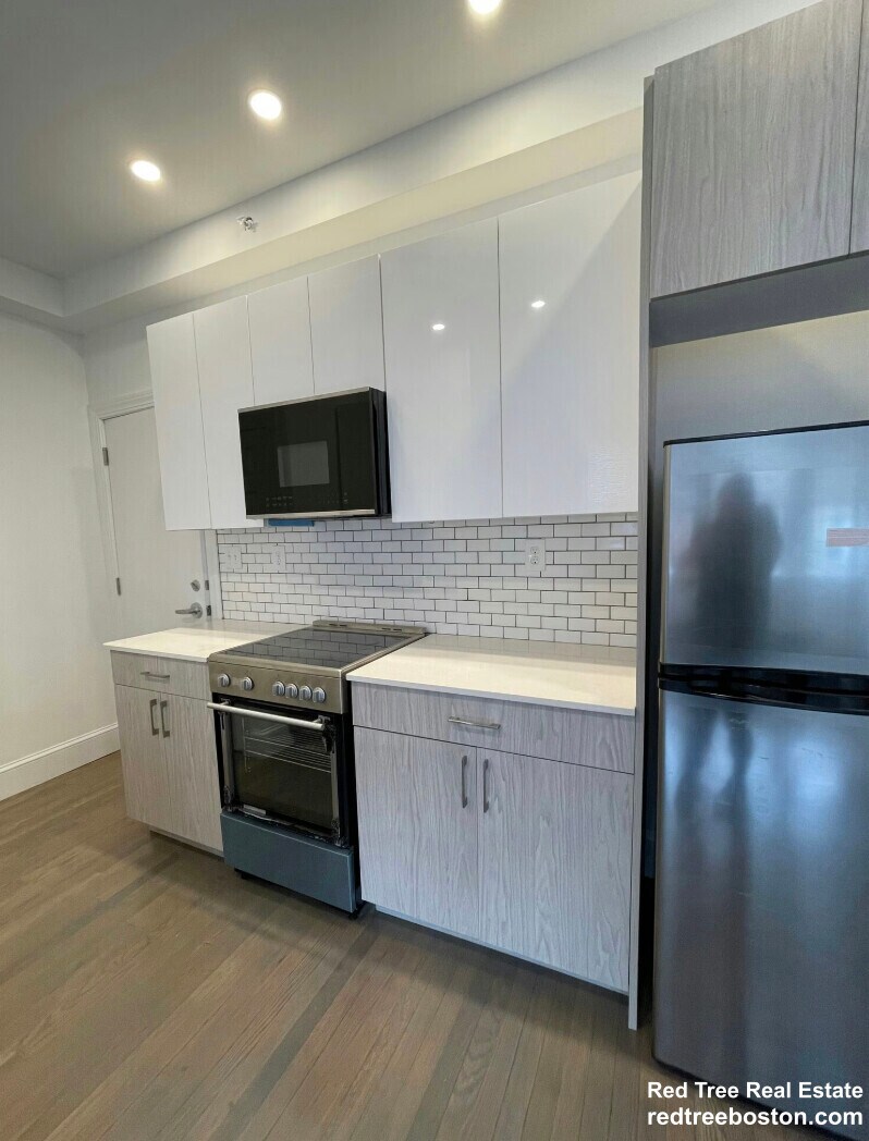 Building Photo - 11 Queensberry St