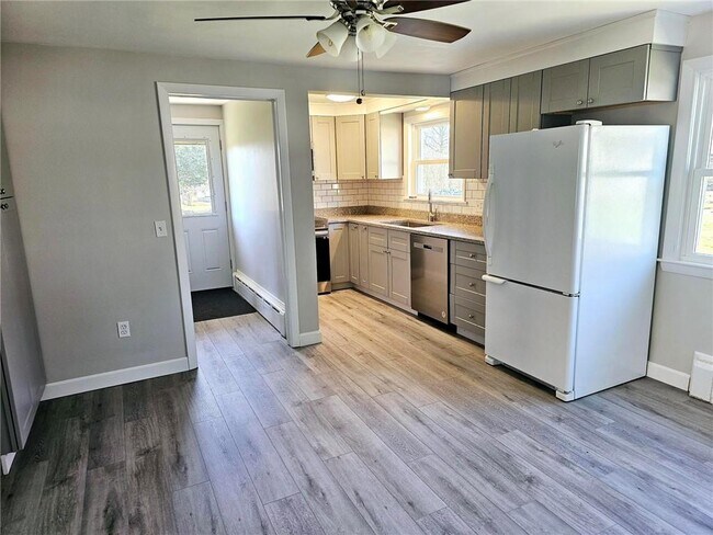 Building Photo - 41 Franklin St