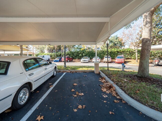 Building Photo - 3344 Robert Trent Jones Dr