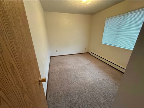 Building Photo - 619 S Johnson-8