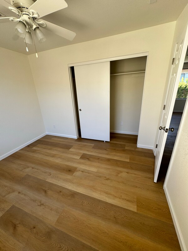 Building Photo - 11361 W Loma Blanca Dr
