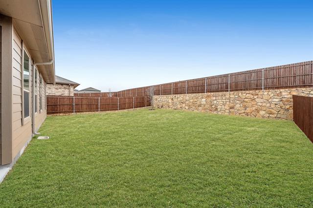 Building Photo - 156 Birch St