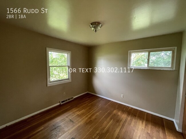 Building Photo - Two bedroom duplex for rent in Southwest A...