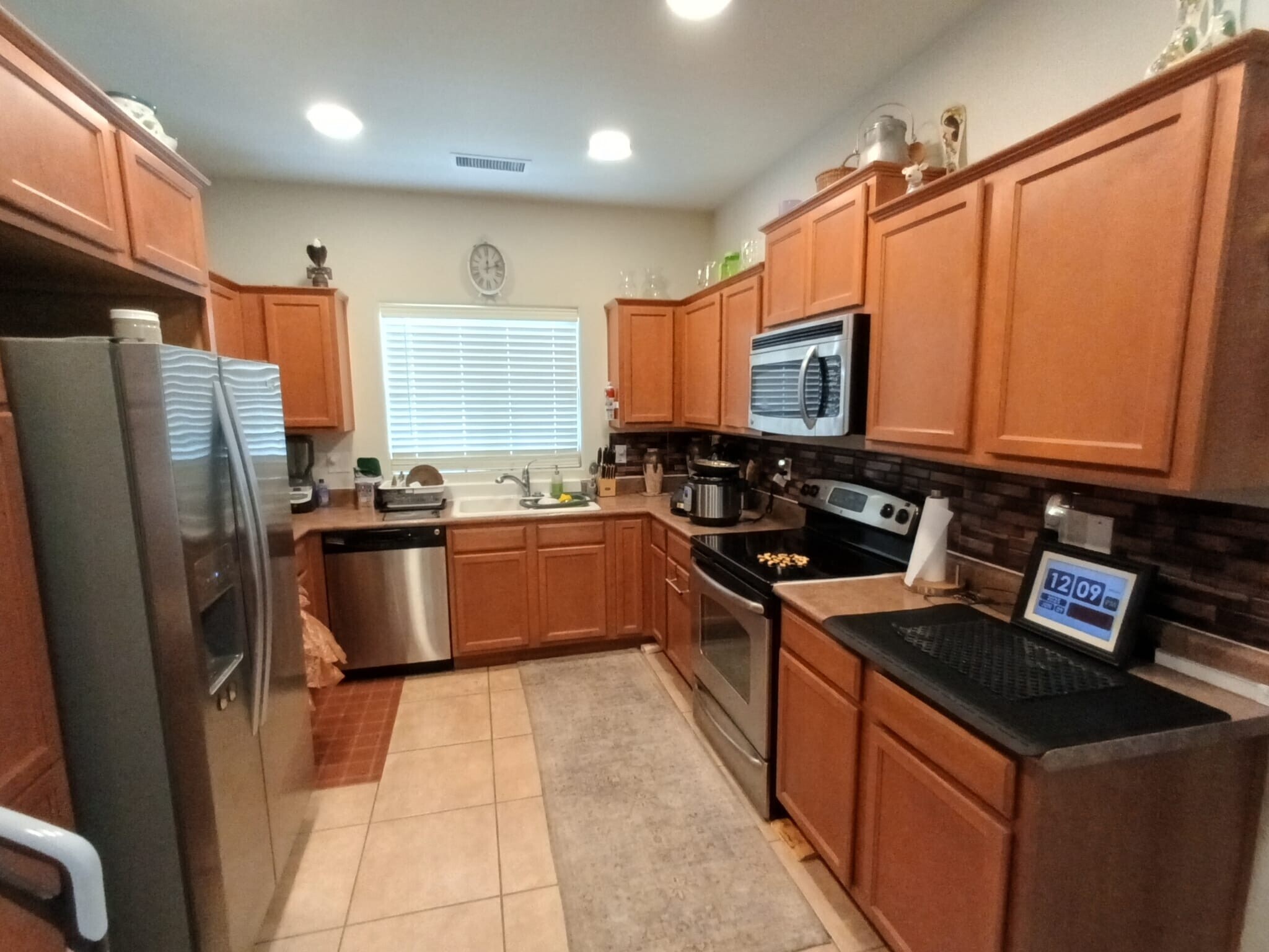 Building Photo - 2348 N 84th Dr