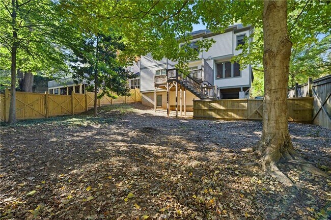 Building Photo - 1295 Cumberland Rd NE