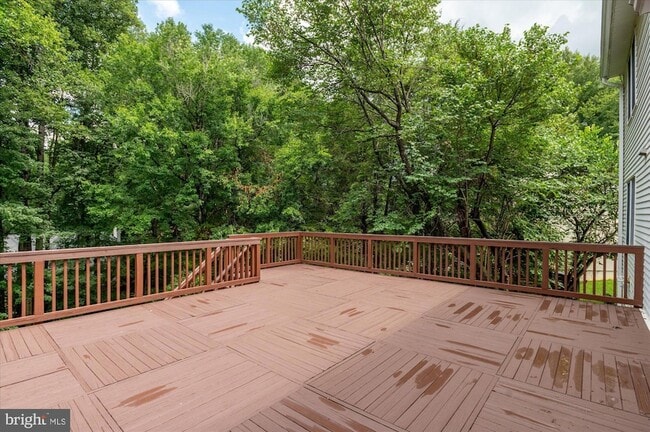 Building Photo - 9708 Locust Hill Dr