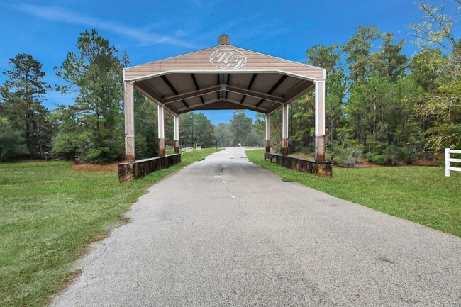 Building Photo - 27161 Remington Forest E