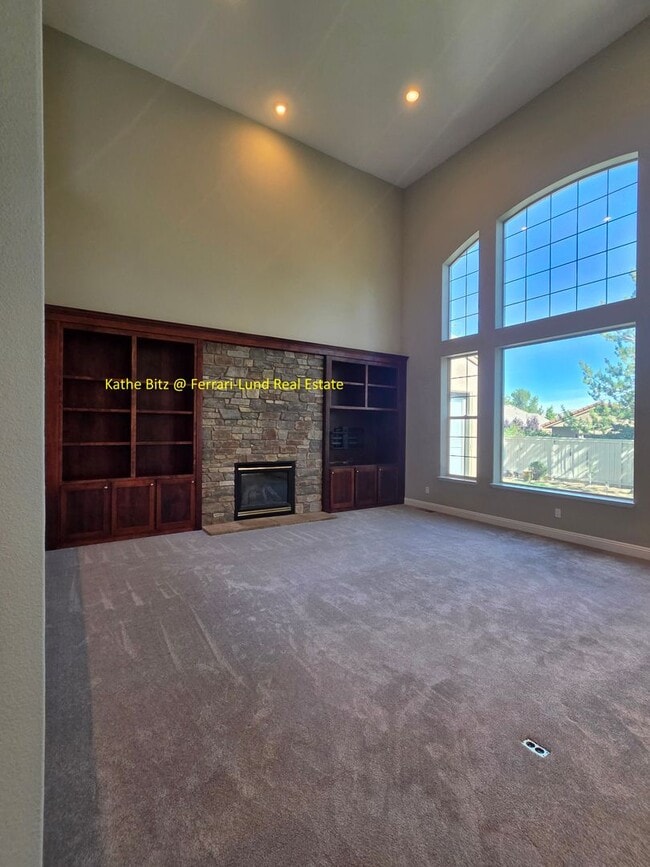 Building Photo - 5005 Landy Bank Ct