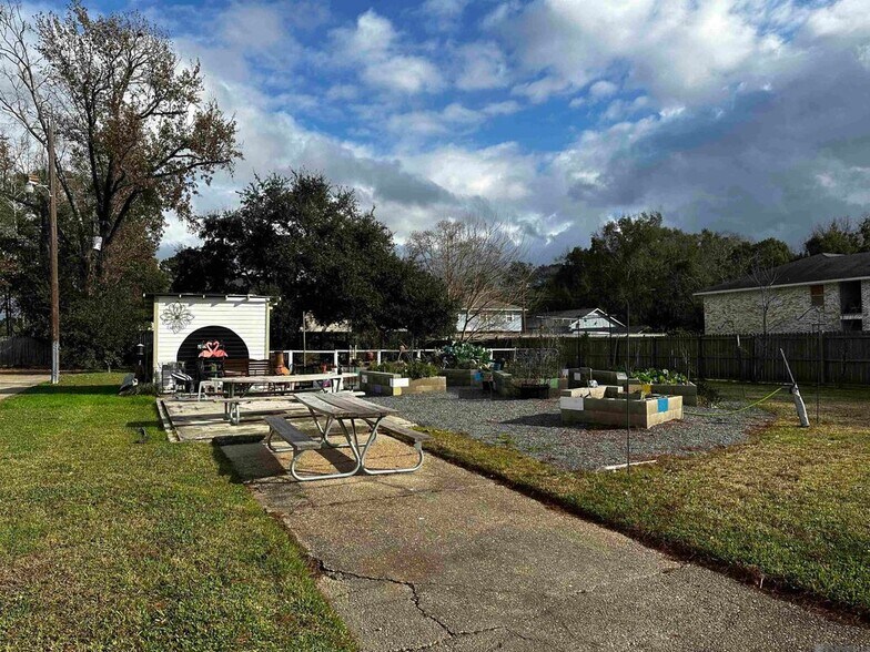 Building Photo - 151 Richland Ave