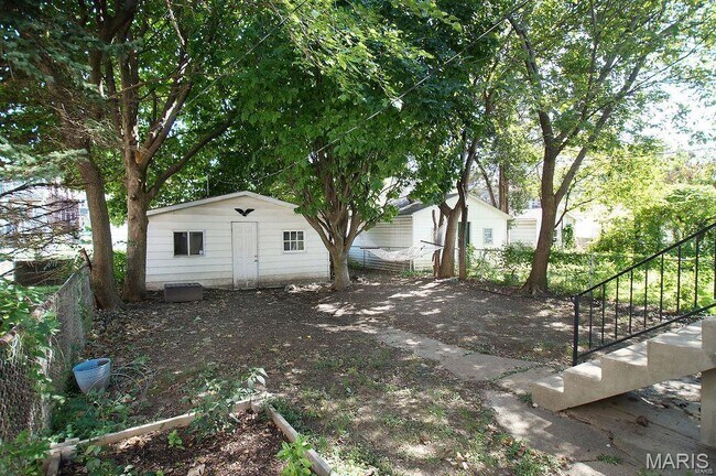 Building Photo - 6424 Alabama Ave