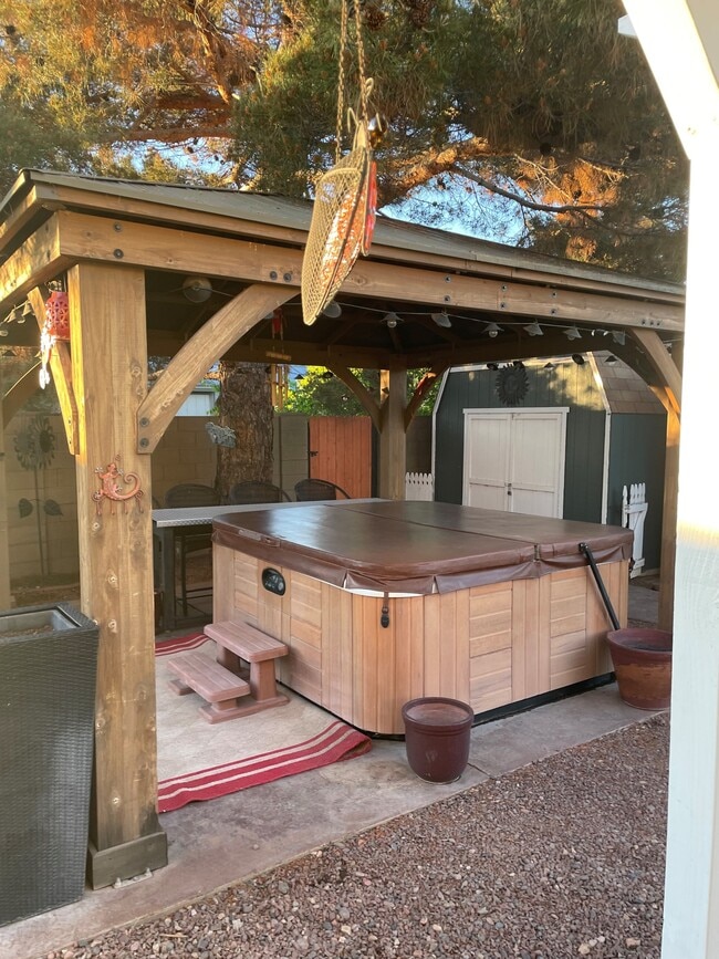 Building Photo - 4350 N Agua Fria Dr