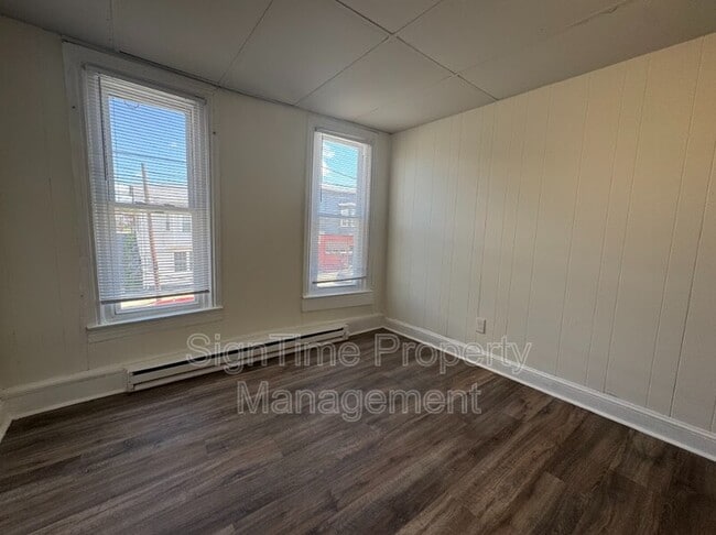 Building Photo - 114-122 North Conococheague Street * onboa...