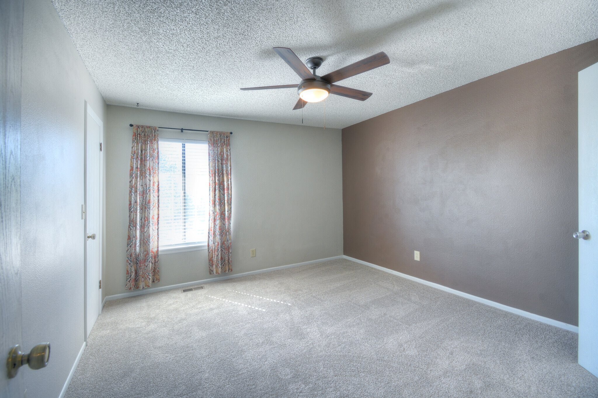 Building Photo - 16 Old Broadmoor Rd