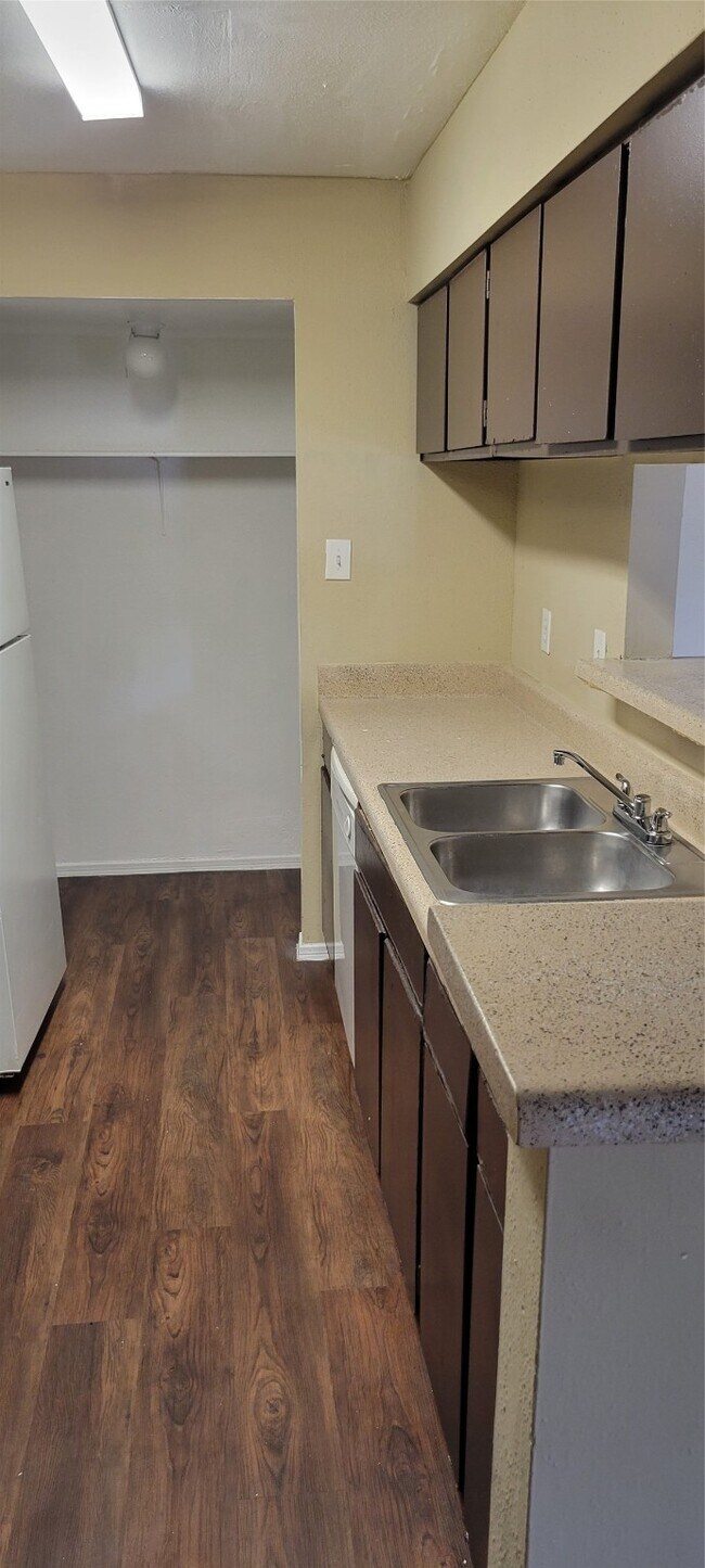 Building Photo - 7200 W T C Jester Blvd