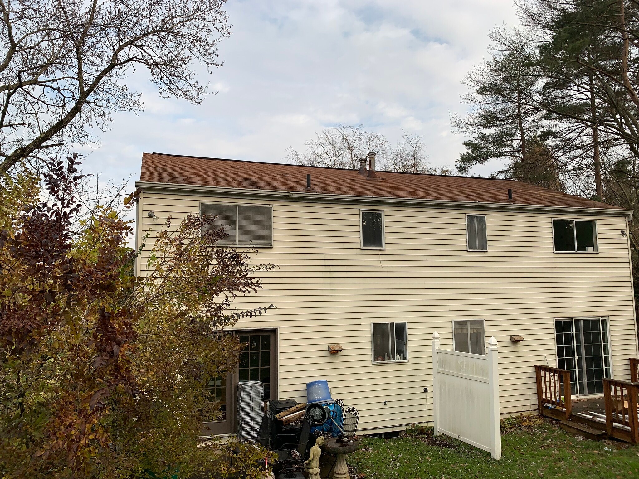 Building Photo - 4304 Royalview Dr