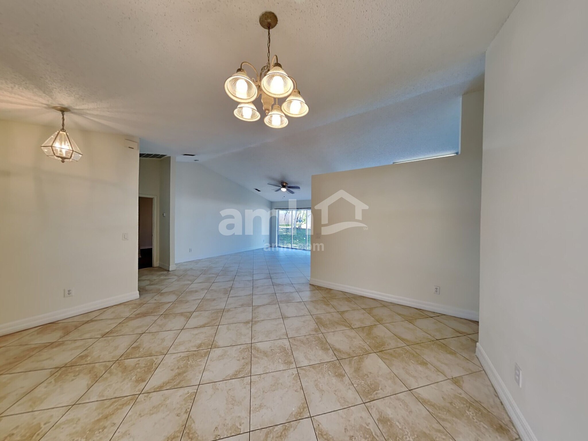 Building Photo - 705 Paddington Pl