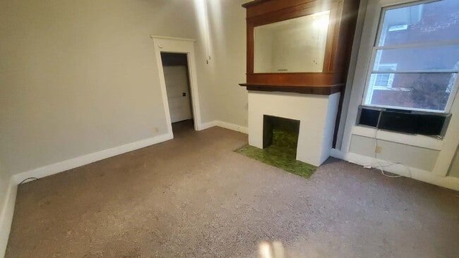 Building Photo - 489 E Harrison St