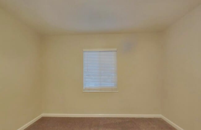 Building Photo - 2747 El Rey St