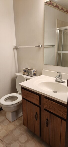 Building Photo - 322 Russet Way