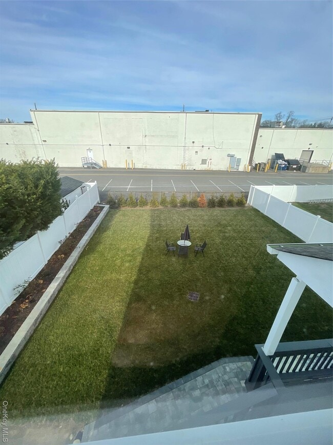 Building Photo - 70 Dobbs Ferry Rd