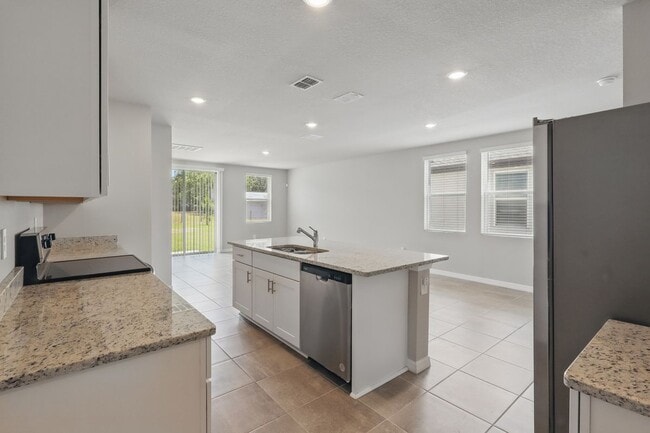 Building Photo - 3806 Radiant Mountain Dr