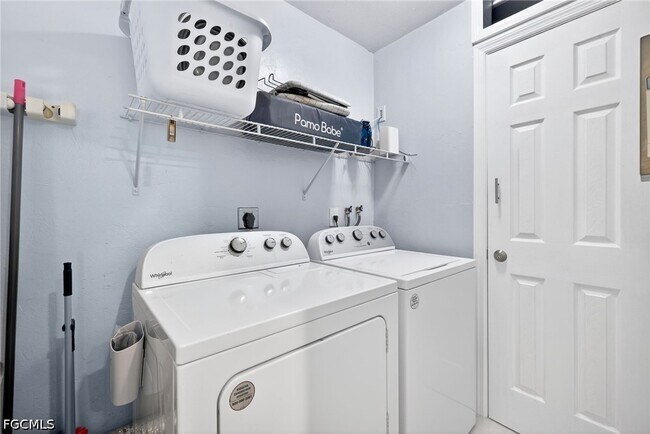 Building Photo - 624 SE 46th St