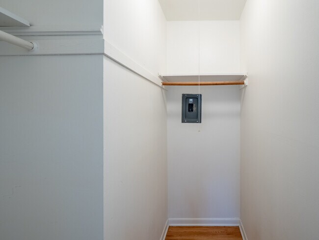 Building Photo - 9662 Golf Terrace