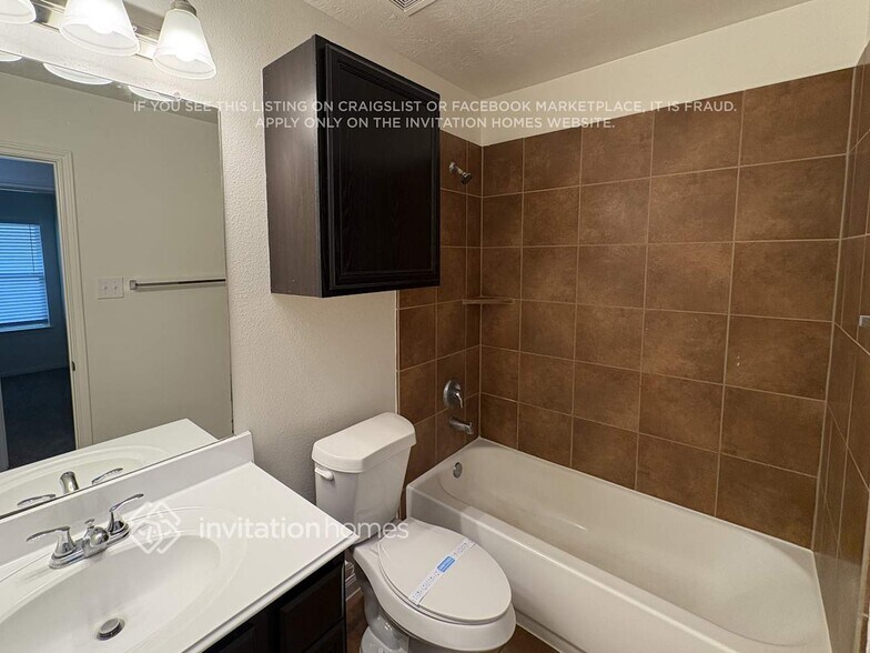 Building Photo - 30526 Ginger Trace Dr