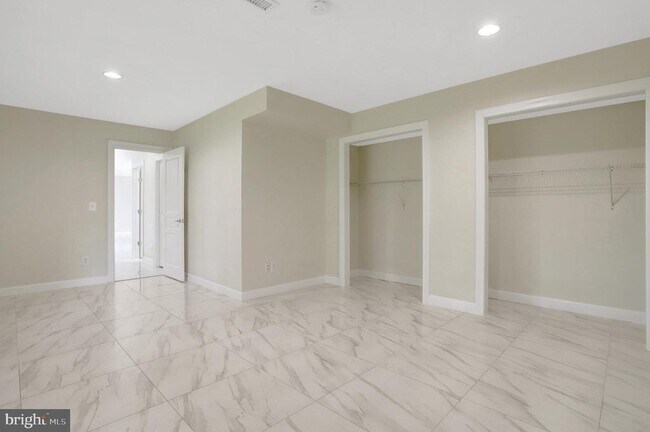Building Photo - 3803 Bell Manor Ct