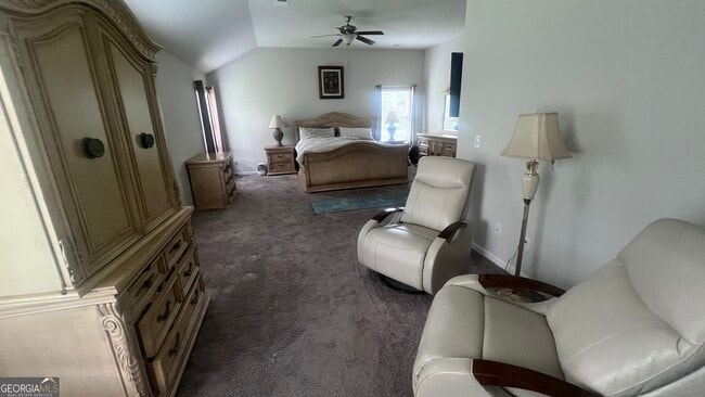 Building Photo - 3750 Richmond Bnd