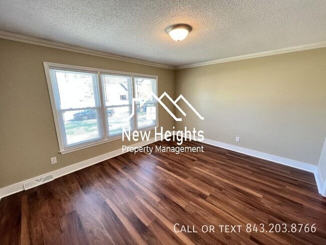 Building Photo - 8165 Poplar Ridge Rd