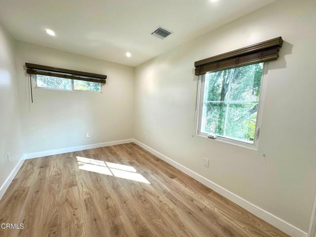 Building Photo - 208 N Cordova St