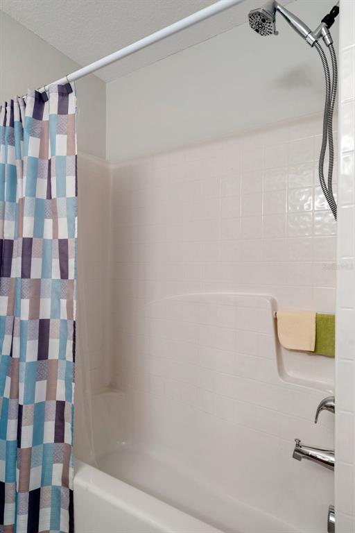 Building Photo - 12255 Linden Dr