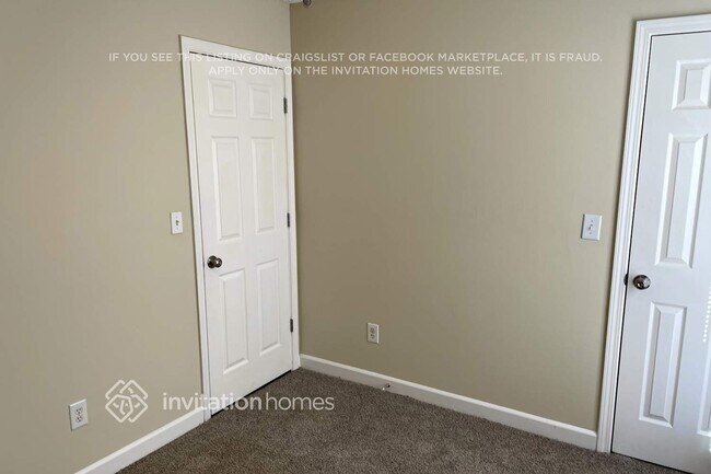 Building Photo - 847 Anchor Way NE