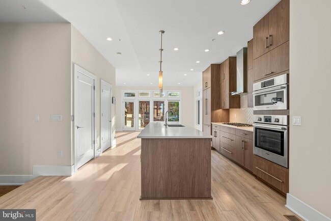 Building Photo - 158 Winsome Cir