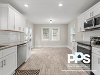 Building Photo - 1527 Mayflower Ave SW