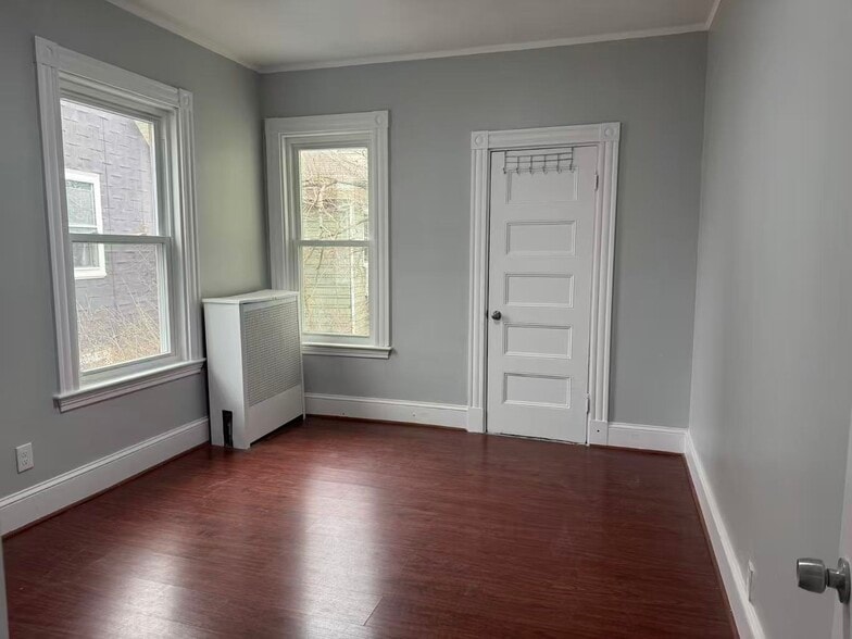 Building Photo - 43 Bradley St.