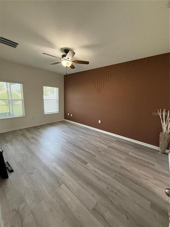 Building Photo - 453 Disa Dr