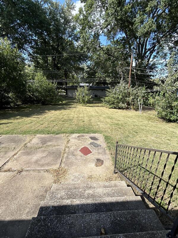 Building Photo - 8704 E 92nd St